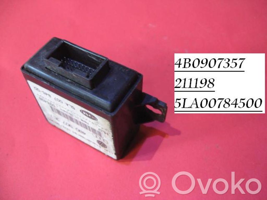 Module d'éclairage LCM   4B0907357,211198,5LA00784500