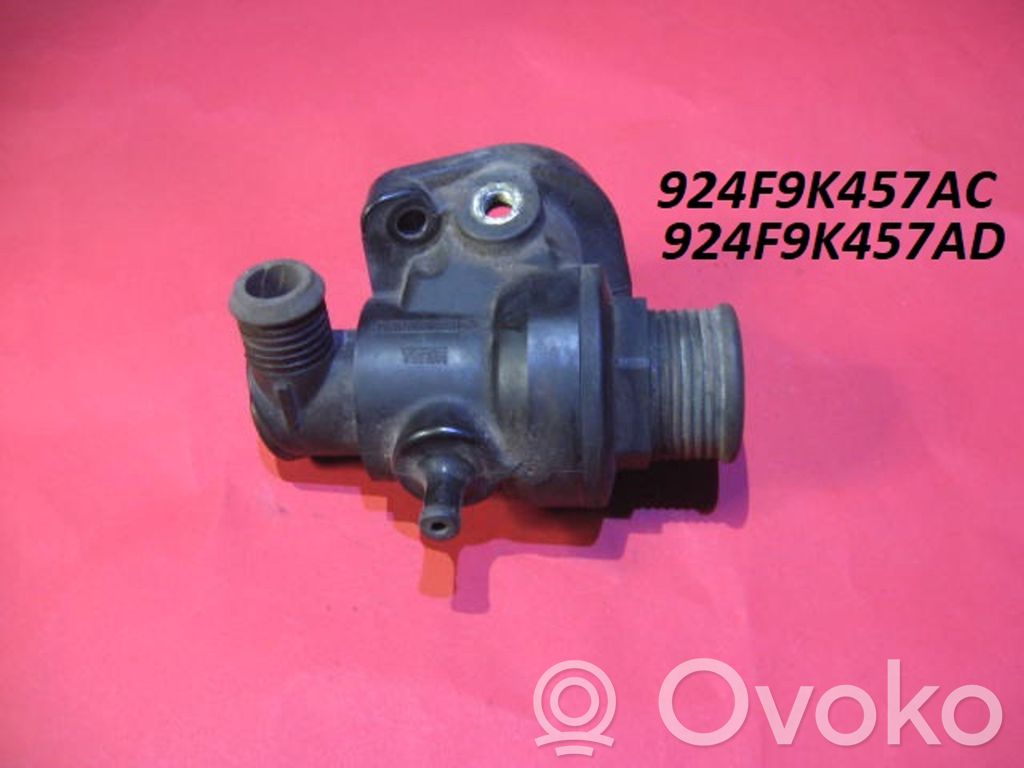 Ford Transit Termostaatin kotelo 