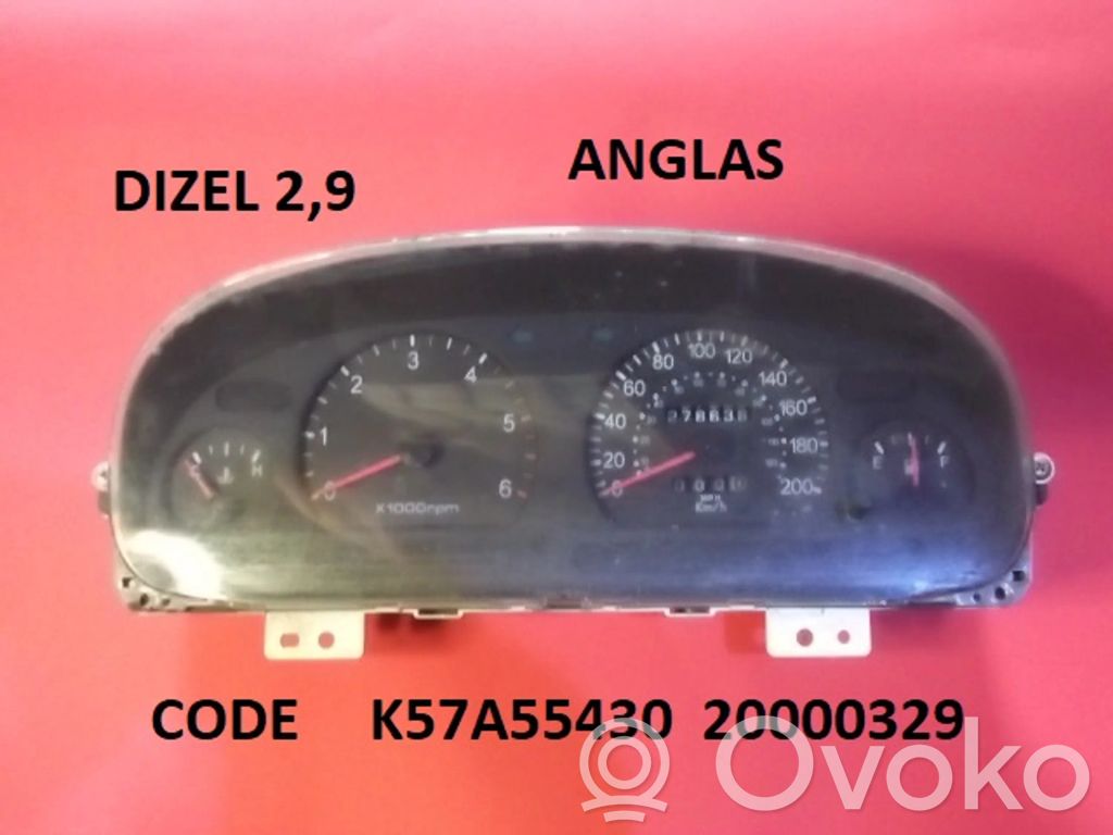 KIA Carnival Nopeusmittari (mittaristo) 