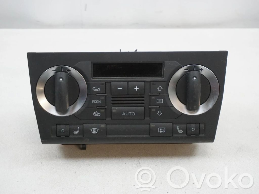 Audi A3 S3 8P Panel klimatyzacji 