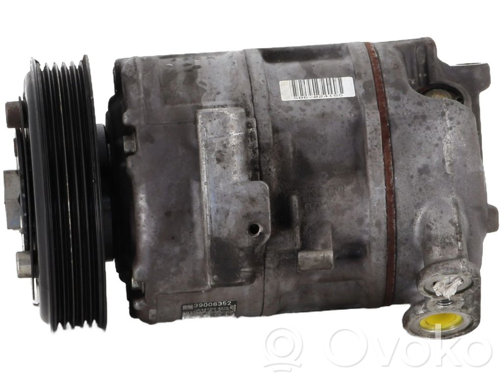 Opel Corsa E Air conditioning (A/C) compressor (pump) 