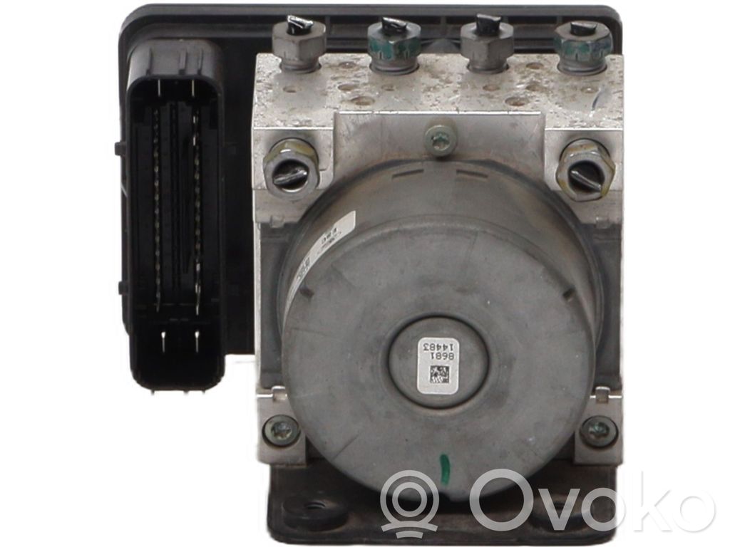 ABS-pumppu   J7BC2B373AE