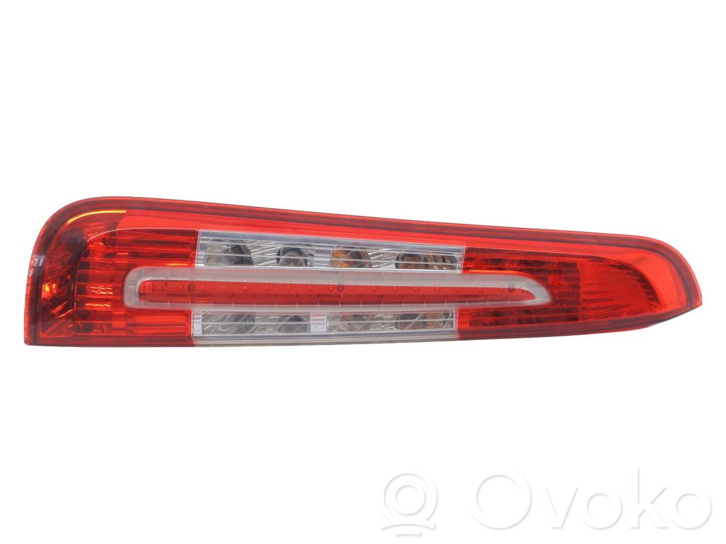 Ford C-MAX I Rear/tail lights 