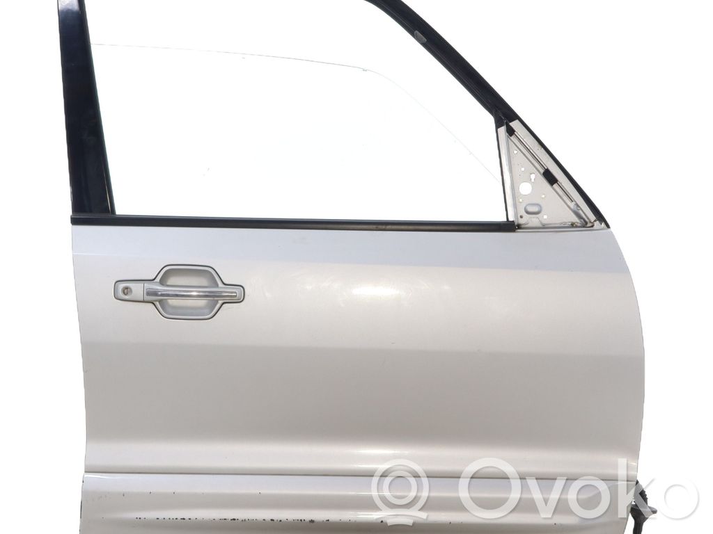 Mitsubishi Pajero Puerta delantera 