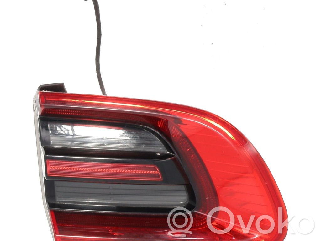 Porsche Macan (95B) Takaluukun takavalot 