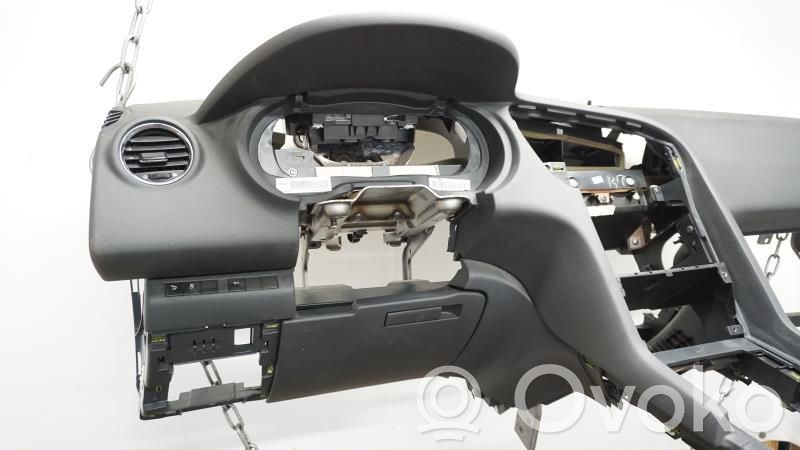 Peugeot 5008 Panel de instrumentos 