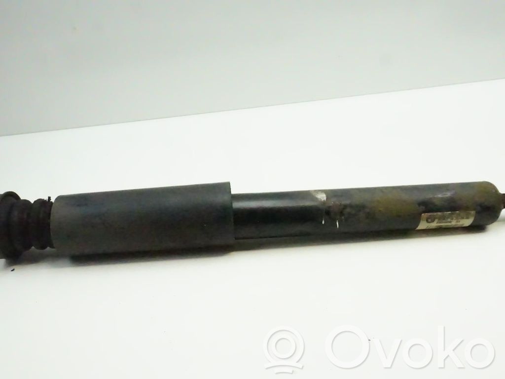 Takaiskunvaimennin   33526796157