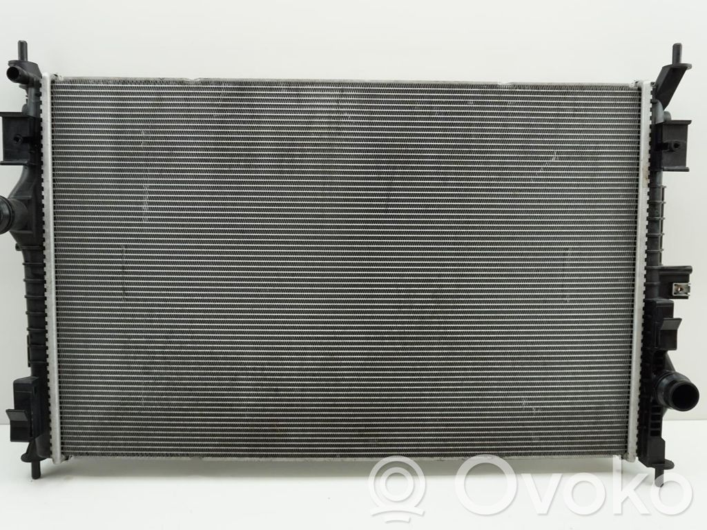 Peugeot 308 Coolant radiator 