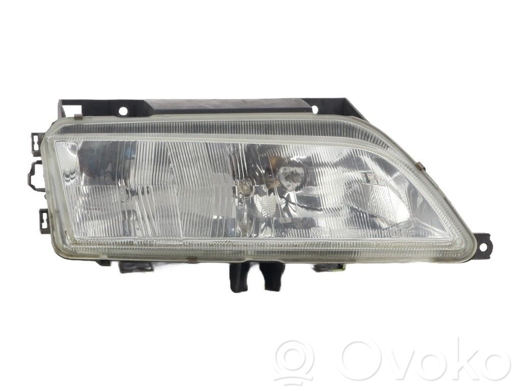 Citroen Xantia Lampa przednia 