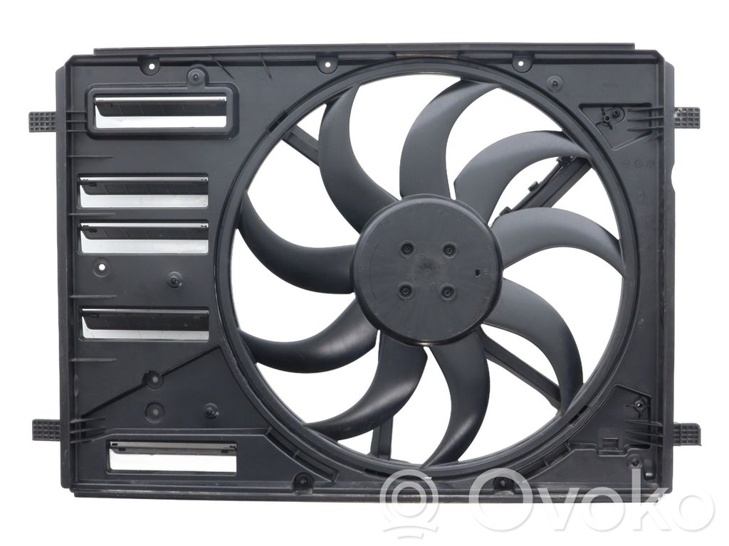 Ford Focus Elektrisks radiatoru ventilators 