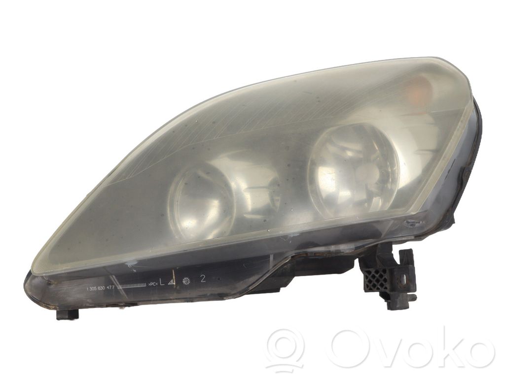 Opel Zafira B Lampa przednia 