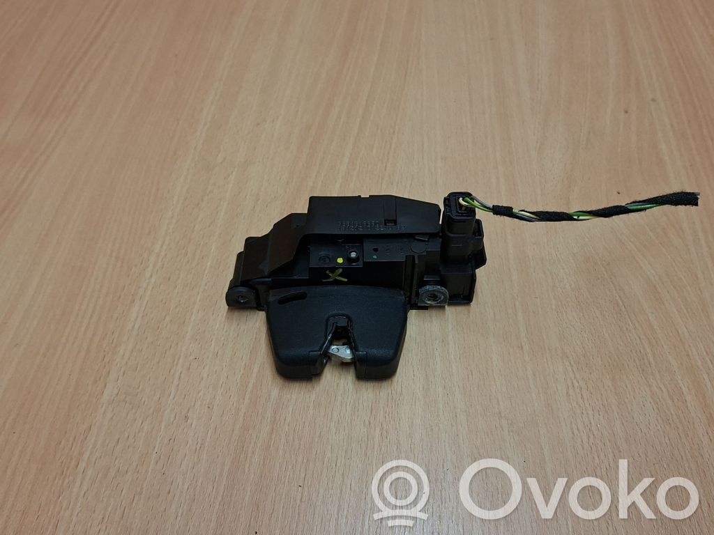 Peugeot 508 Tailgate lock latch 