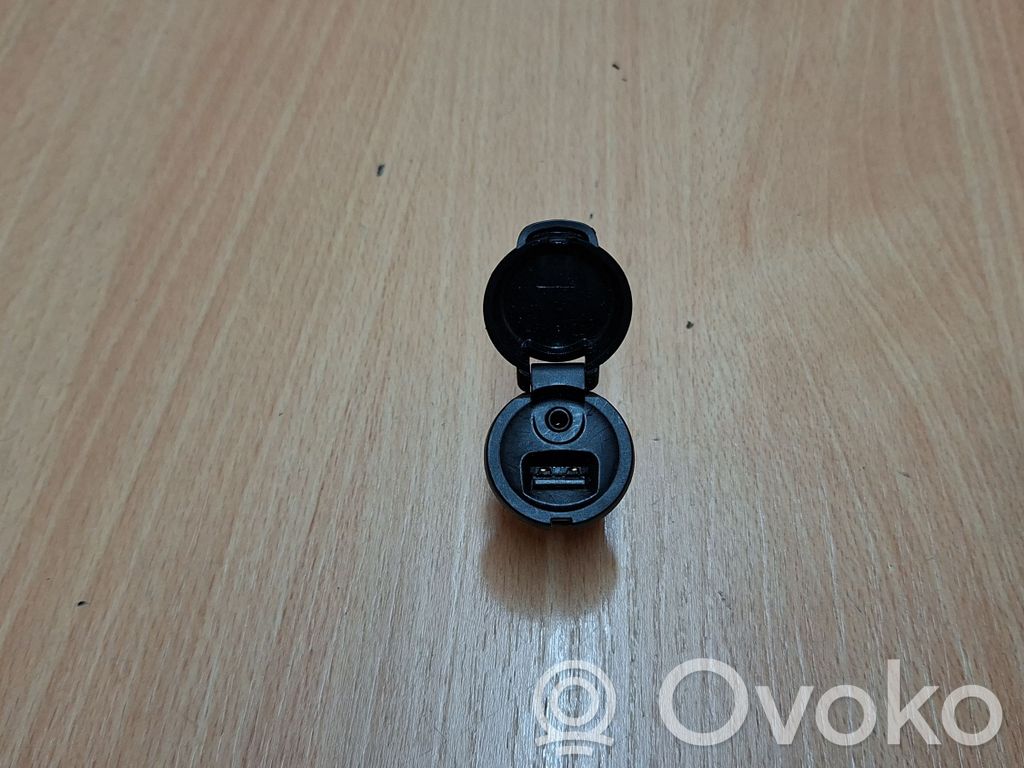 Citroen DS5 Enchufe conector USB 