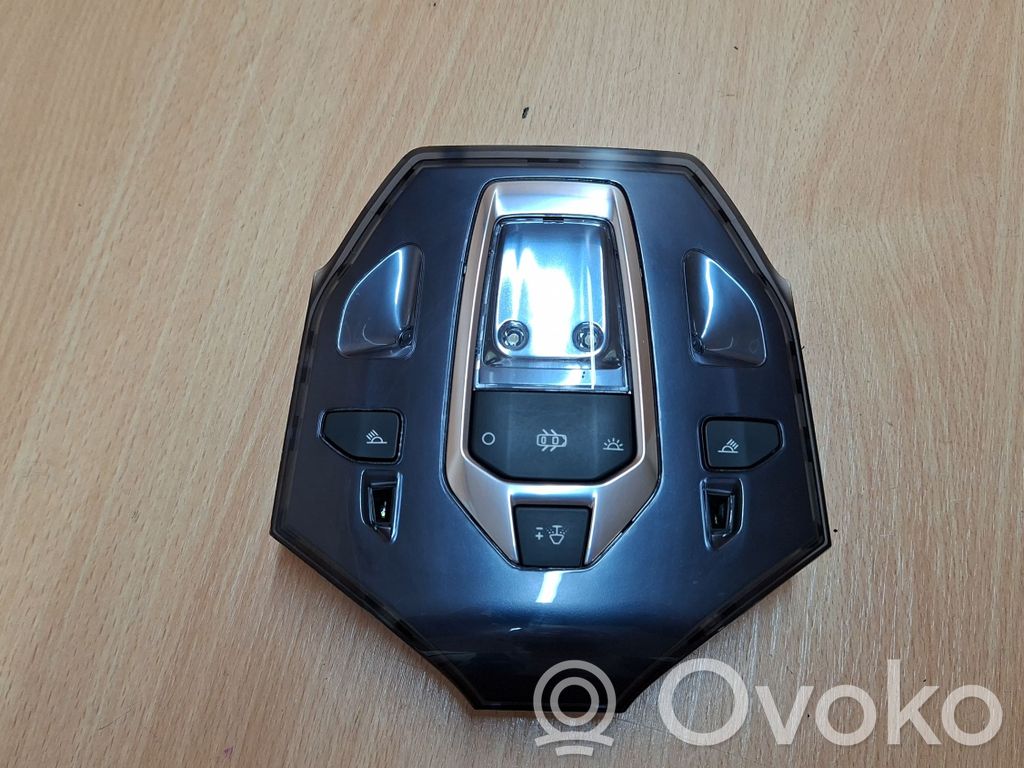 Citroen DS5 Front seat light 