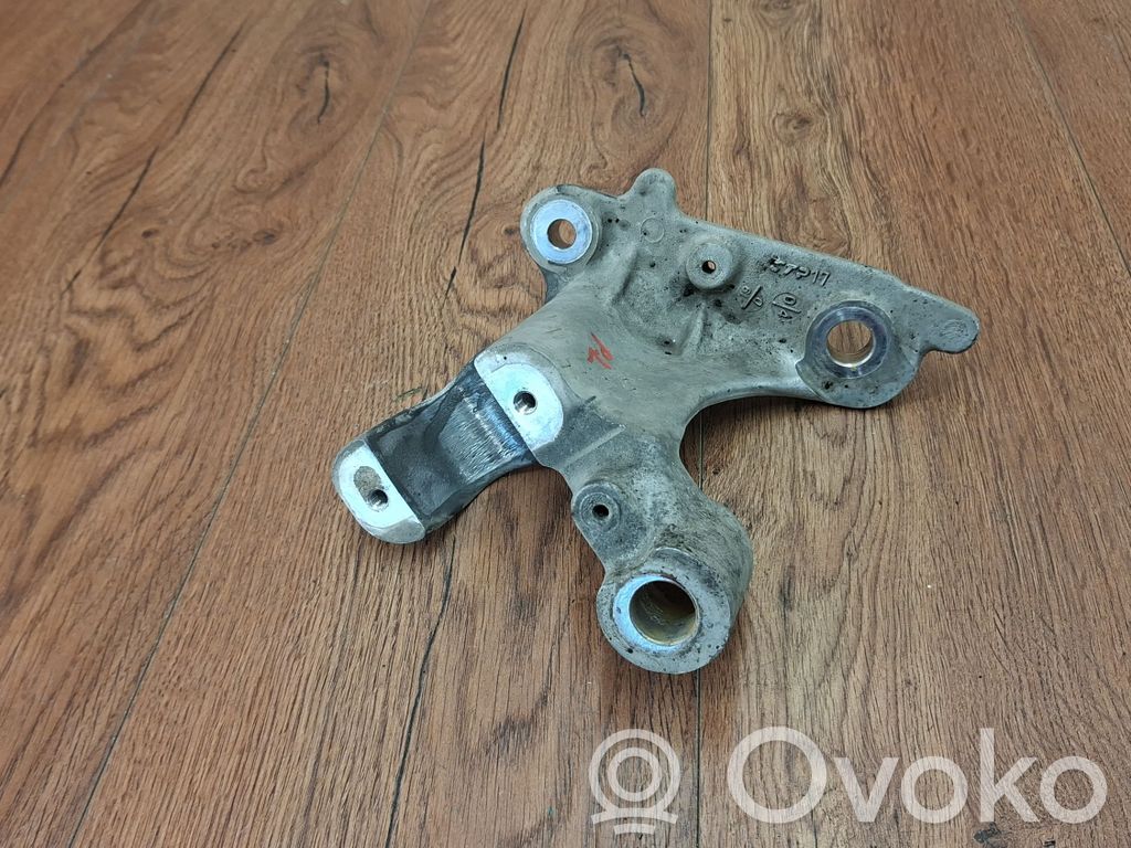 Renault Scenic IV - Grand scenic IV Engine mounting bracket 