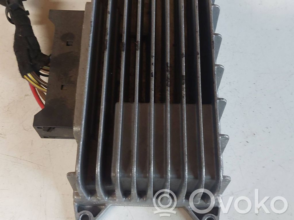 Audi A6 S6 C6 4F Garso stiprintuvas 