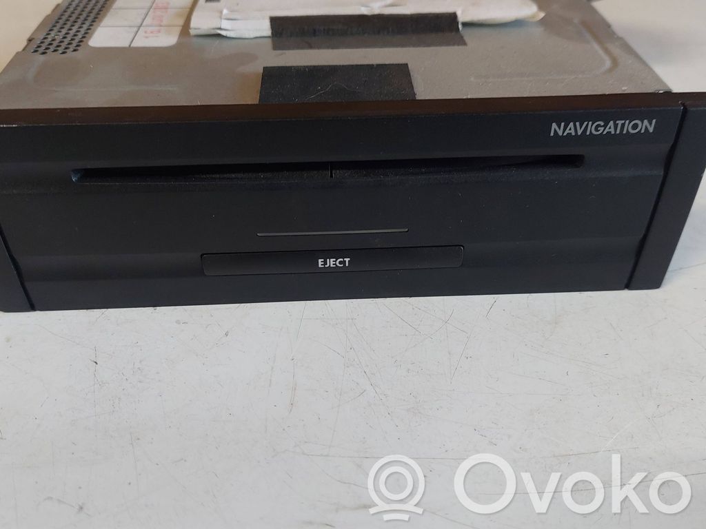 Volkswagen Phaeton Navigation unit CD/DVD player 