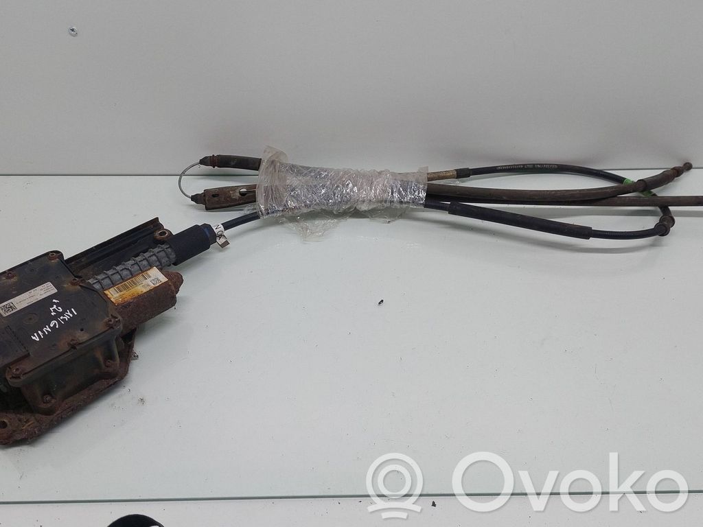 Opel Insignia A Module de commande de frein à main 