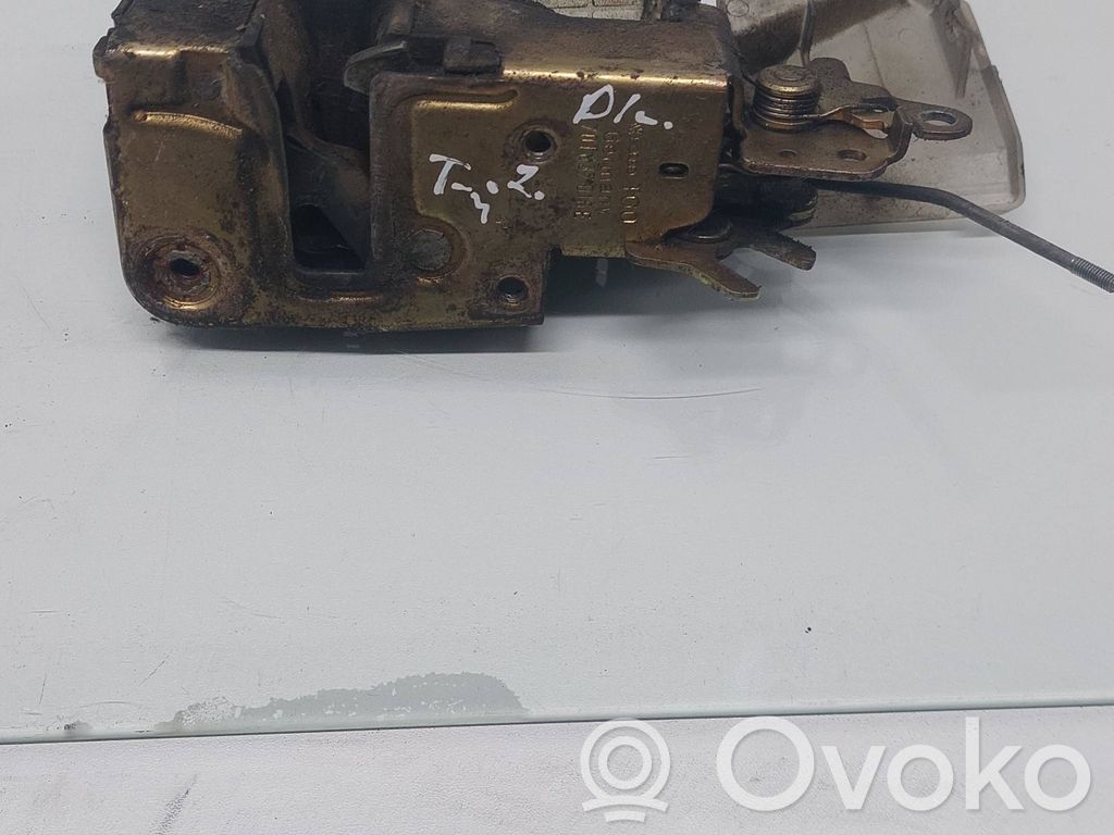 Volkswagen Transporter - Caravelle T4 Front door lock 