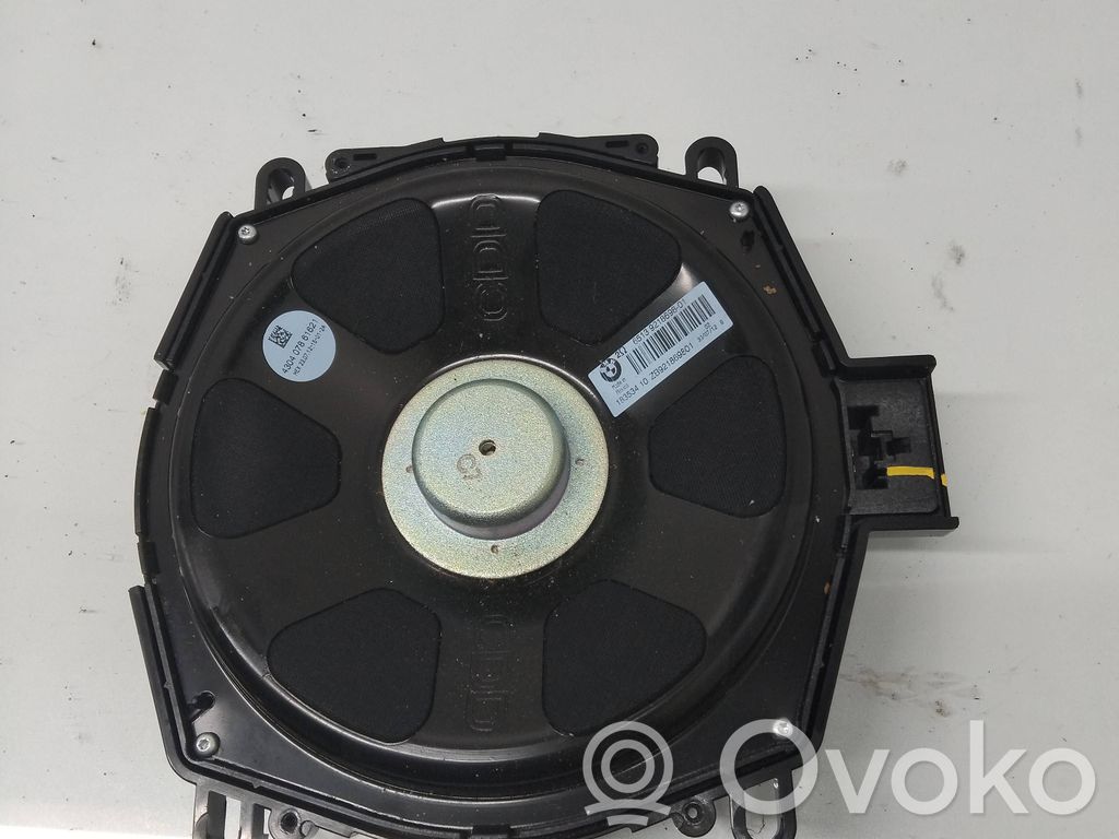 Subwoofer   9218698,183534