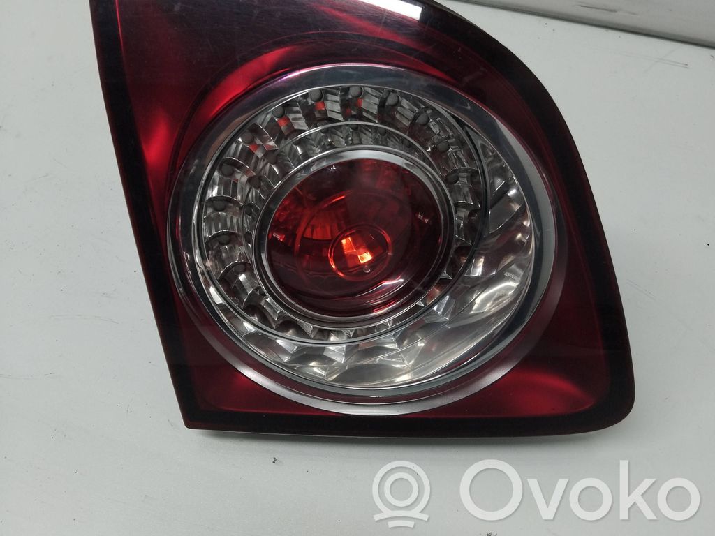 Volkswagen Golf Plus Lampy tylnej klapy bagażnika 