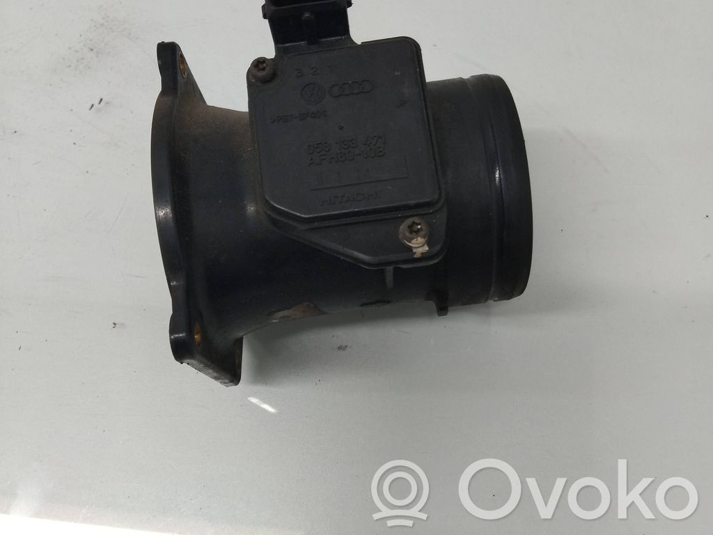 Audi A3 S3 8L Przepływomierz masowy powietrza MAF 