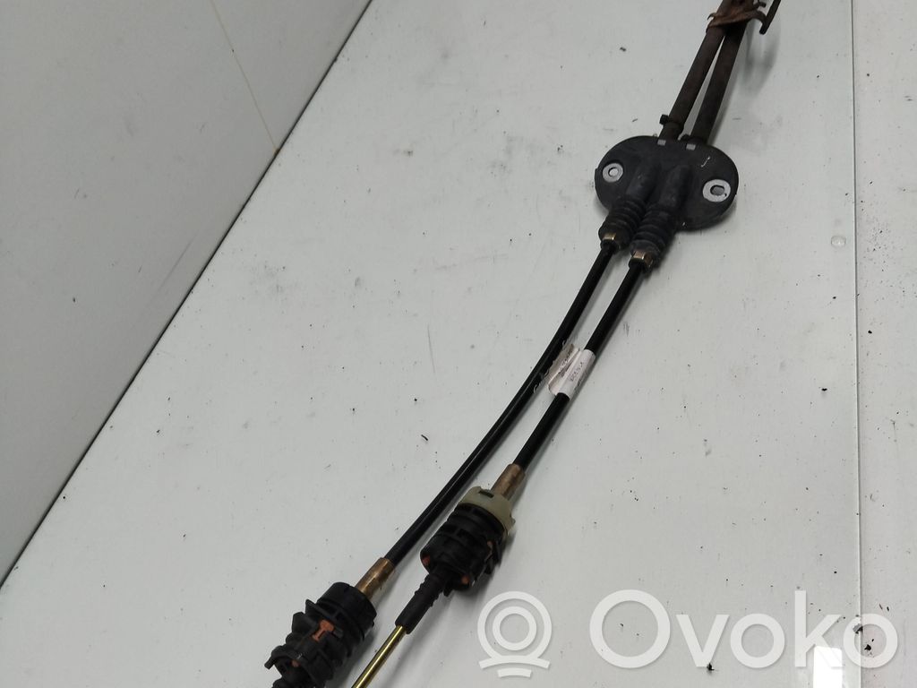 Ford Focus Gear shift cable linkage 
