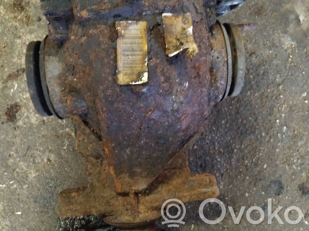 Rear differential   752693103,900405036