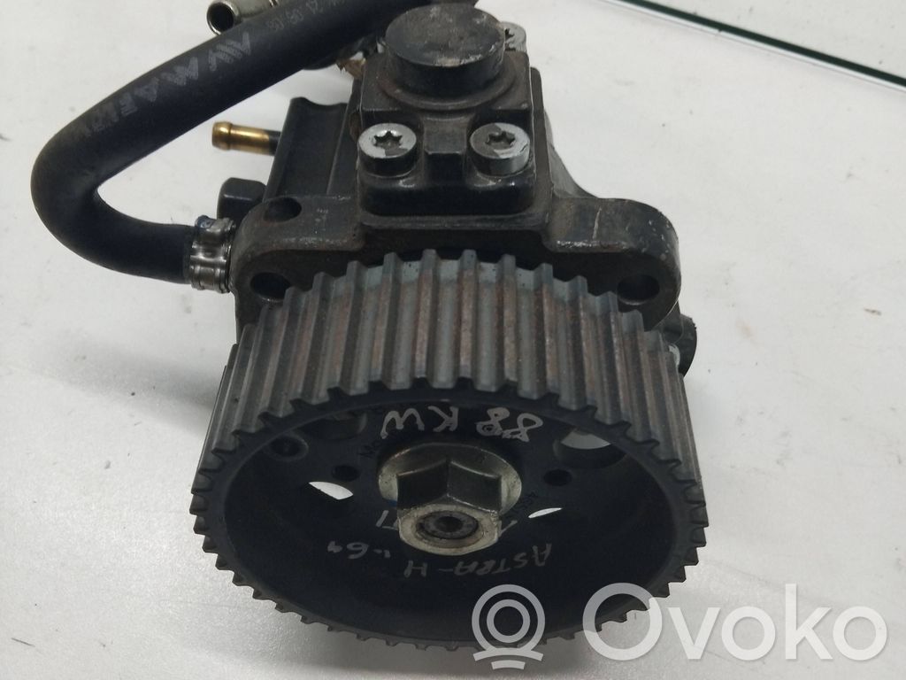 Opel Astra H Degvielas sūknis 