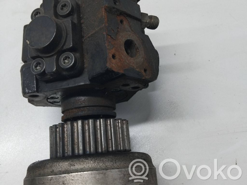 Audi A4 S4 B7 8E 8H Pompa wtryskowa wysokiego ciśnienia 