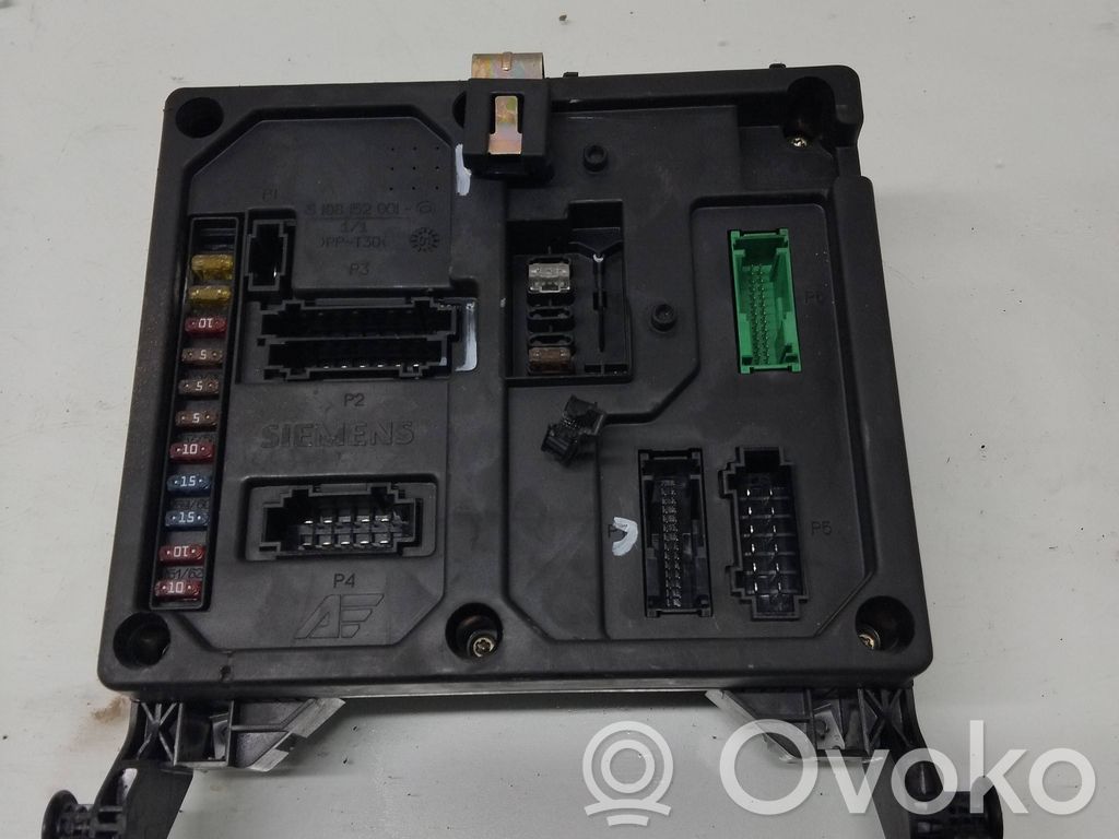 Fuse module   S110730300J,623724684,M3962258,14B205CA