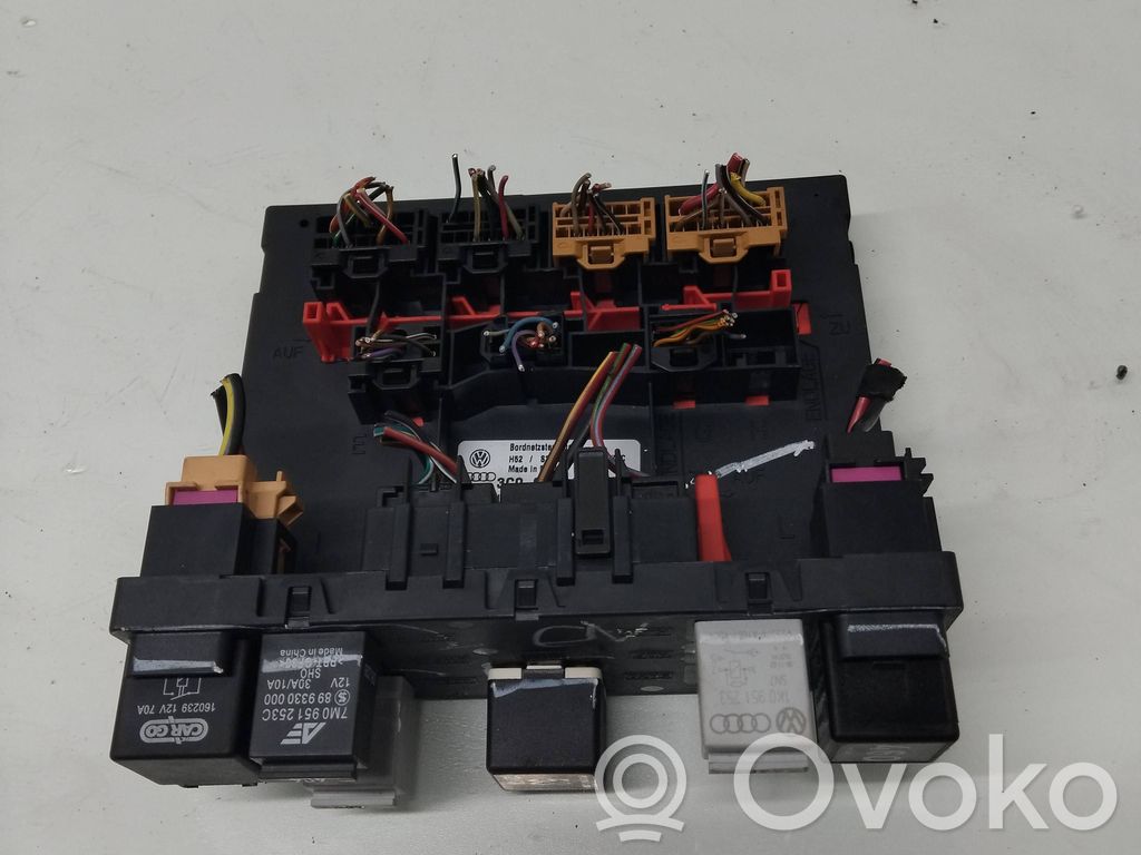 Volkswagen Jetta V Komforta modulis 