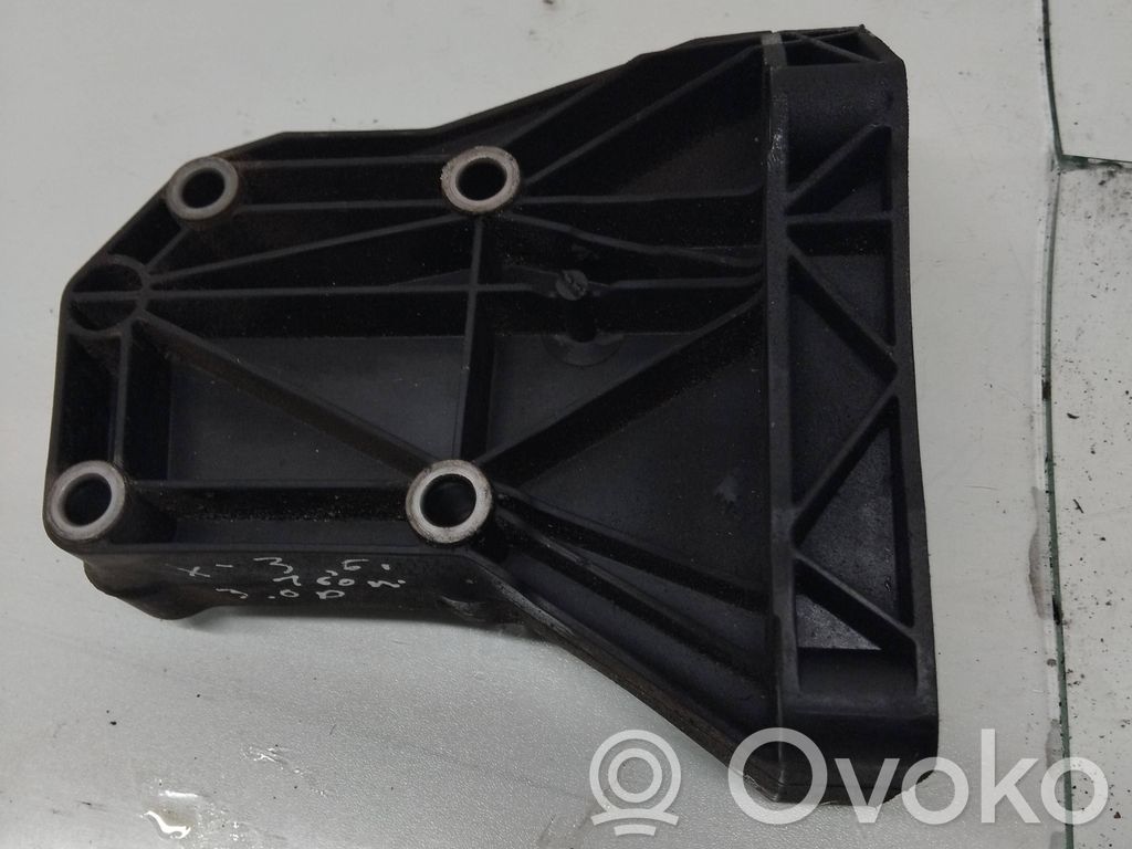 BMW X3 E83 A/C compressor mount bracket 