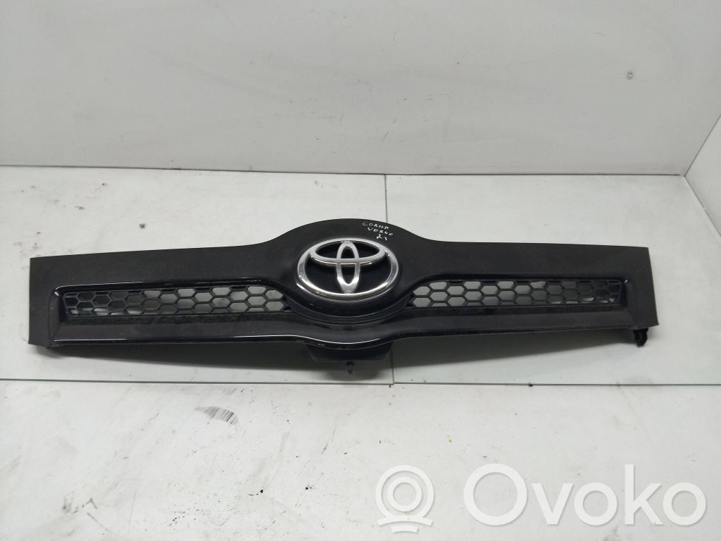 Toyota Corolla Verso AR10 Front grill 