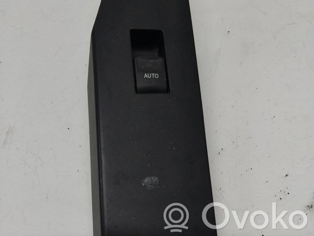 Toyota Auris E180 Electric window control switch 