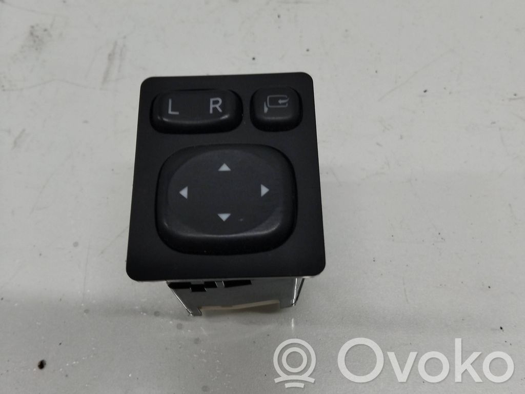 Toyota Auris E180 Wing mirror switch 