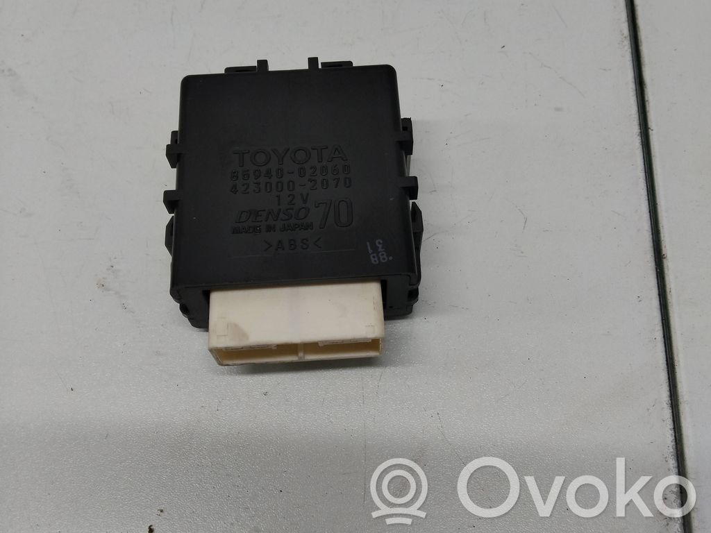 Toyota Auris E180 Other control units/modules 
