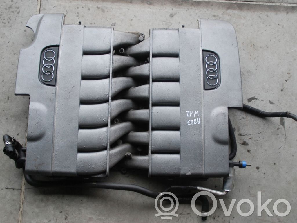 Audi A8 S8 D3 4E Colector de admisión 