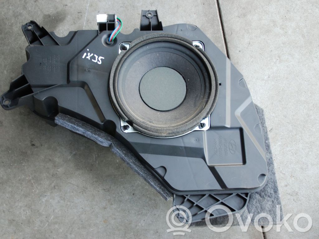 Hyundai ix35 Subwoofer 