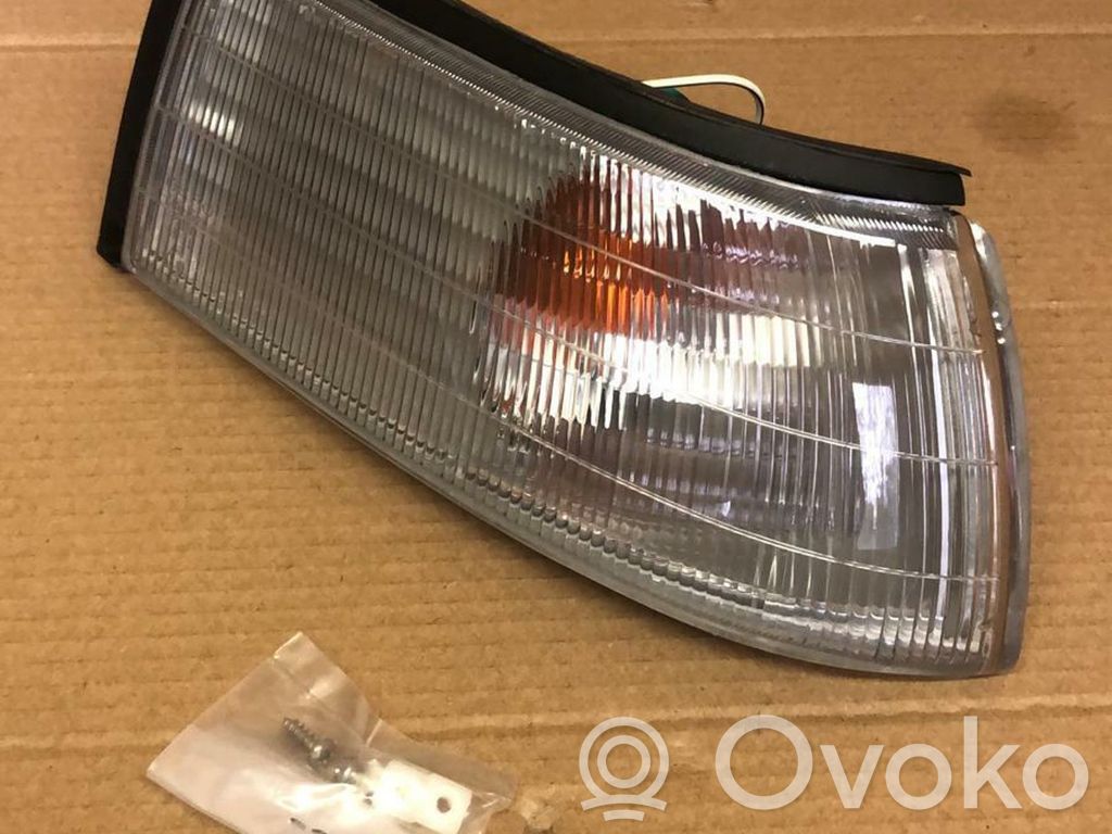 Front indicator light   2161529R