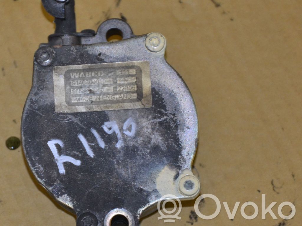 Peugeot 307 Bomba de vacío 