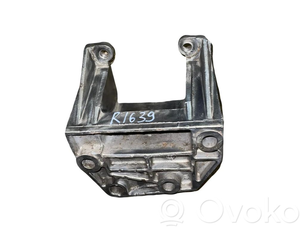 Ford Courier Suport motor 