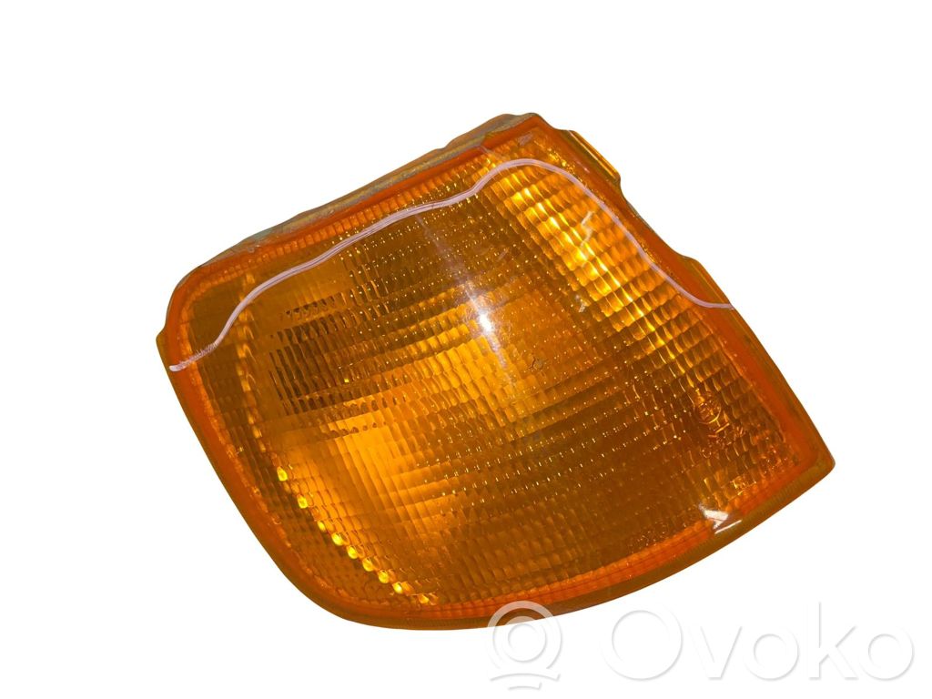 Ford Sierra Semnalizator față 