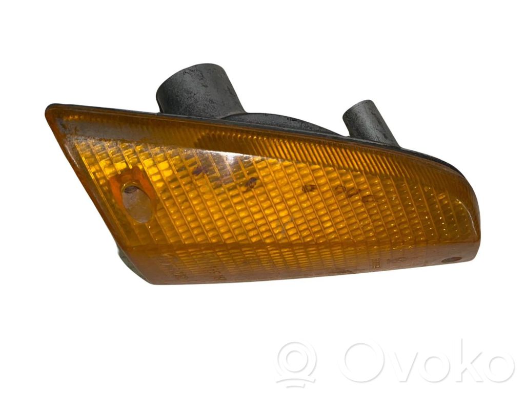 Front indicator light   1359162