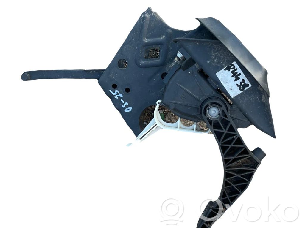 Volkswagen Golf IV Pedal de freno 