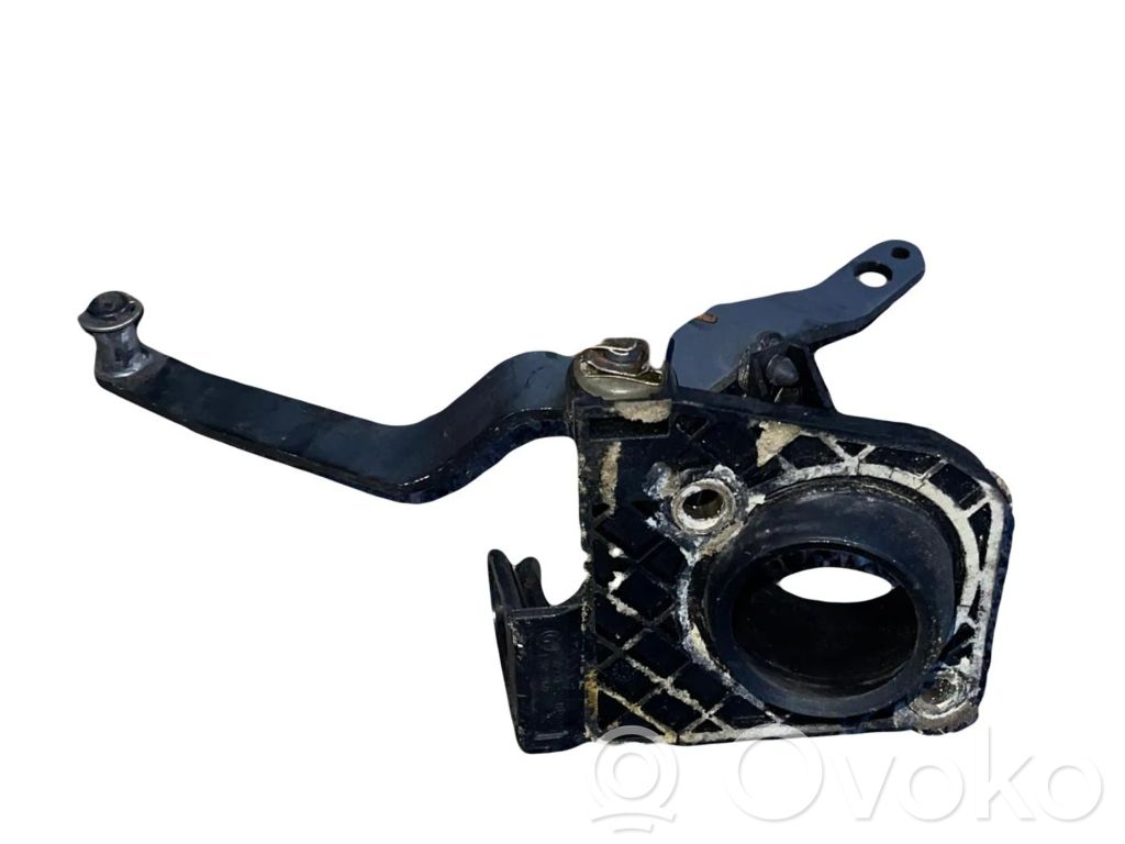 BMW 3 E36 Accelerator throttle pedal bracket 