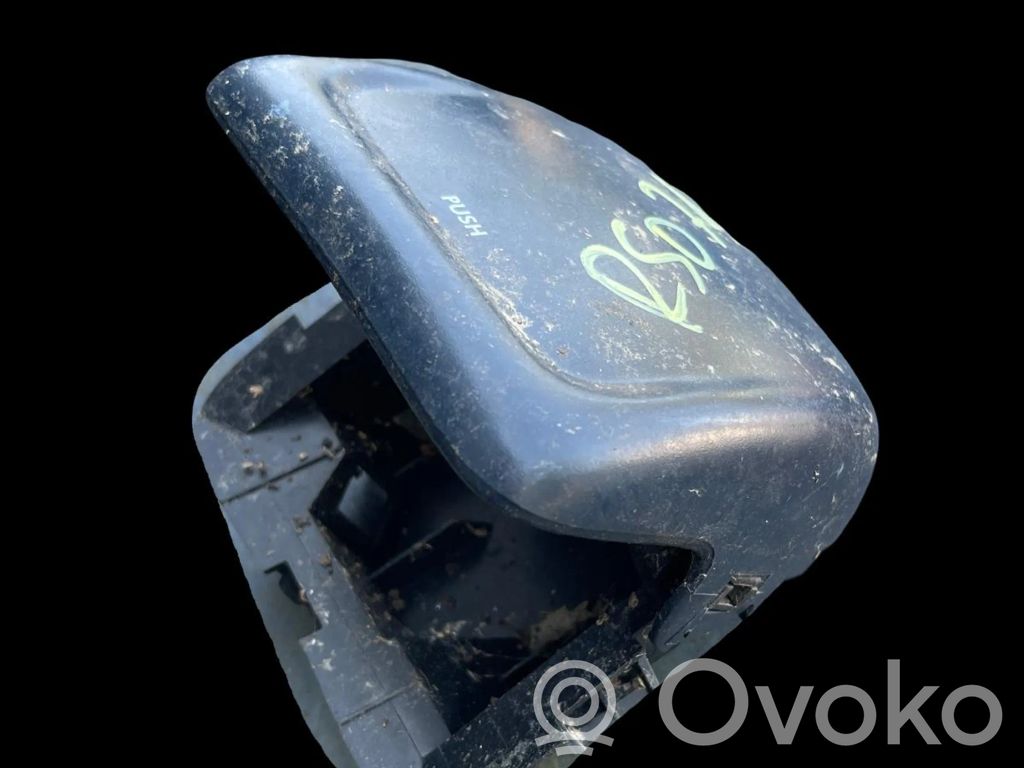 Ford Transit Aschenbecher 