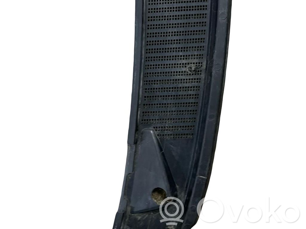 Opel Kadett E Wiper trim 