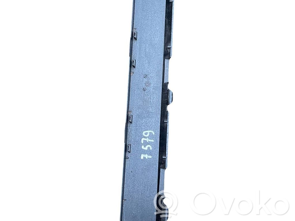 Muu moottoritilan osa   12527532269