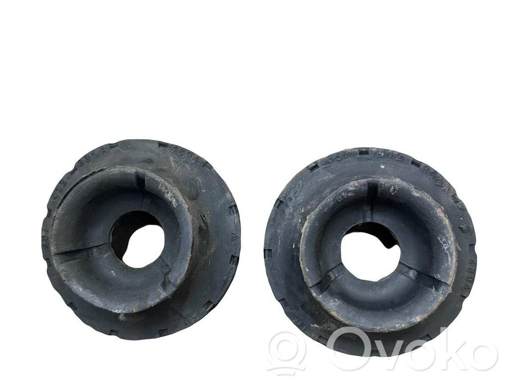 Volkswagen PASSAT B4 Coil spring mount 